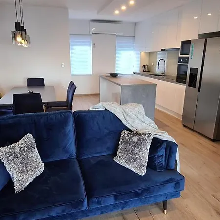 Luxury Isabel * Волоско