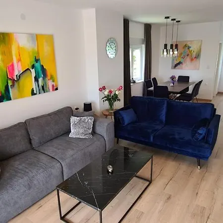 Luxury Isabel Апартаменты *