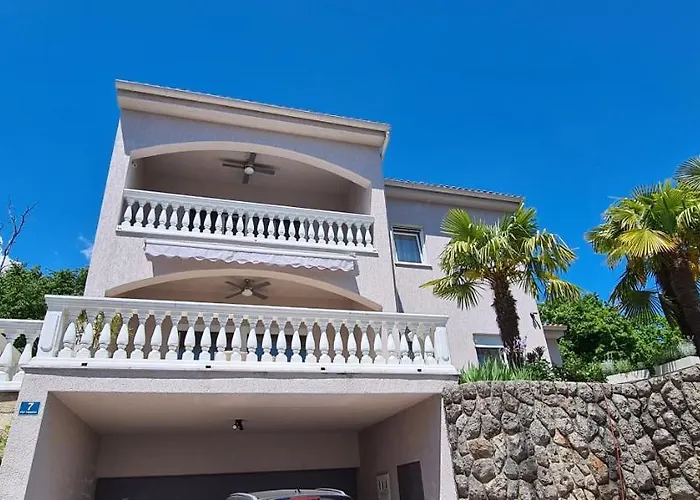 Luxury Isabel شقة