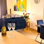 Apartment Luxury Isabel *