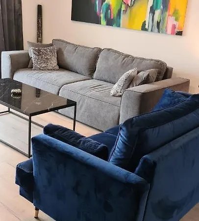 Luxury Isabel *