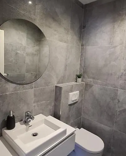 Luxury Isabel Apartment